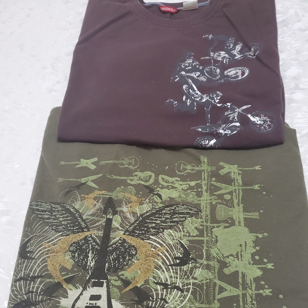 GAP and Union Bay Tee Shirt Bundle of 2